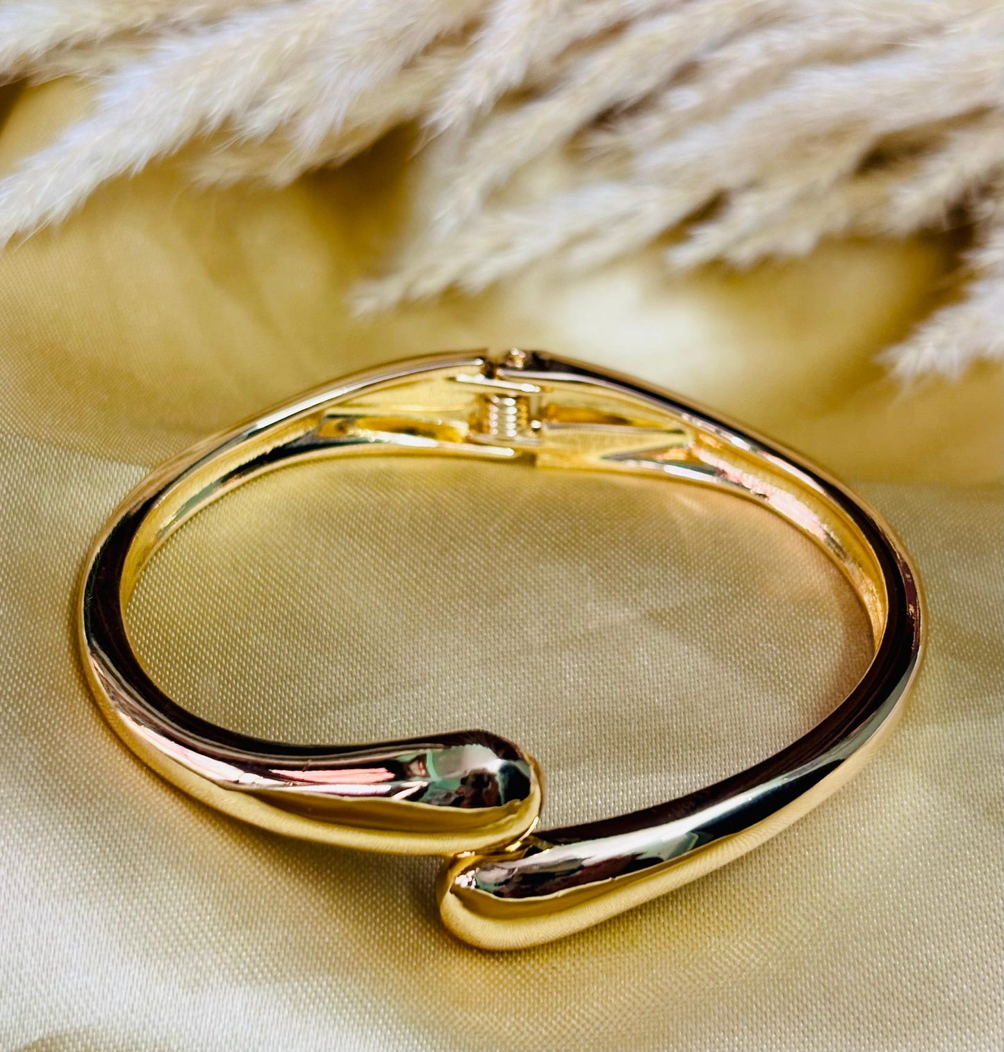 Affinity Embrace Bracelet