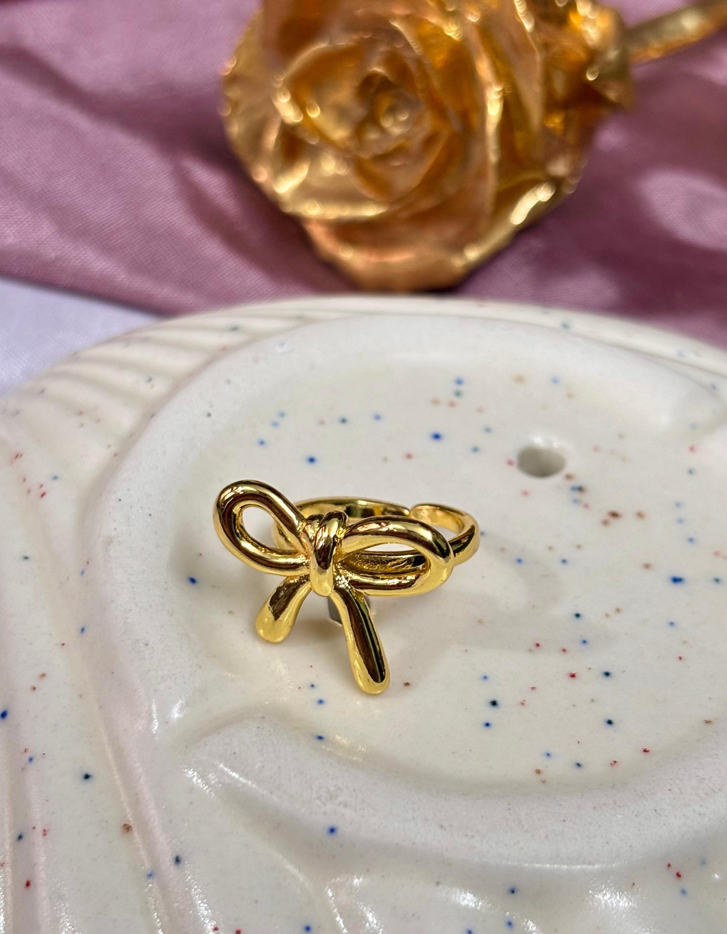 Elegance Arc Bow Ring