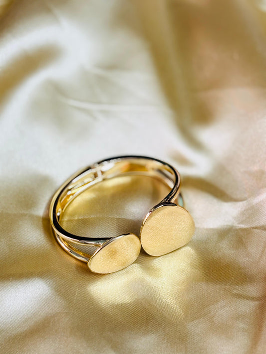 Artisan Embrace Cuff