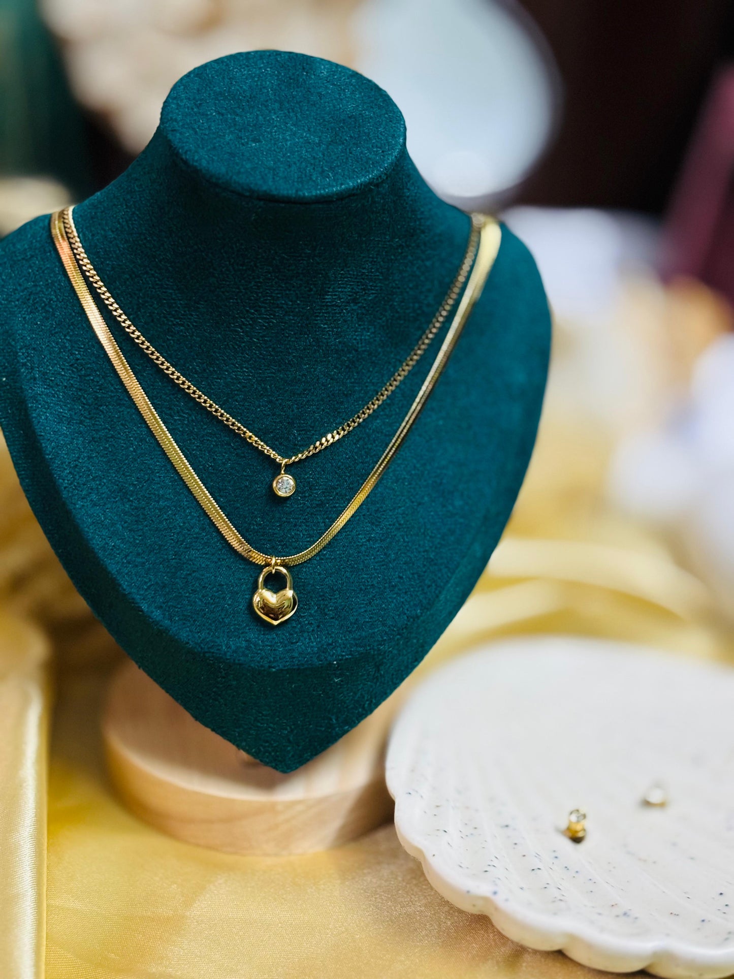 Elegant Heartstone Duo Set Of Pendant Chain