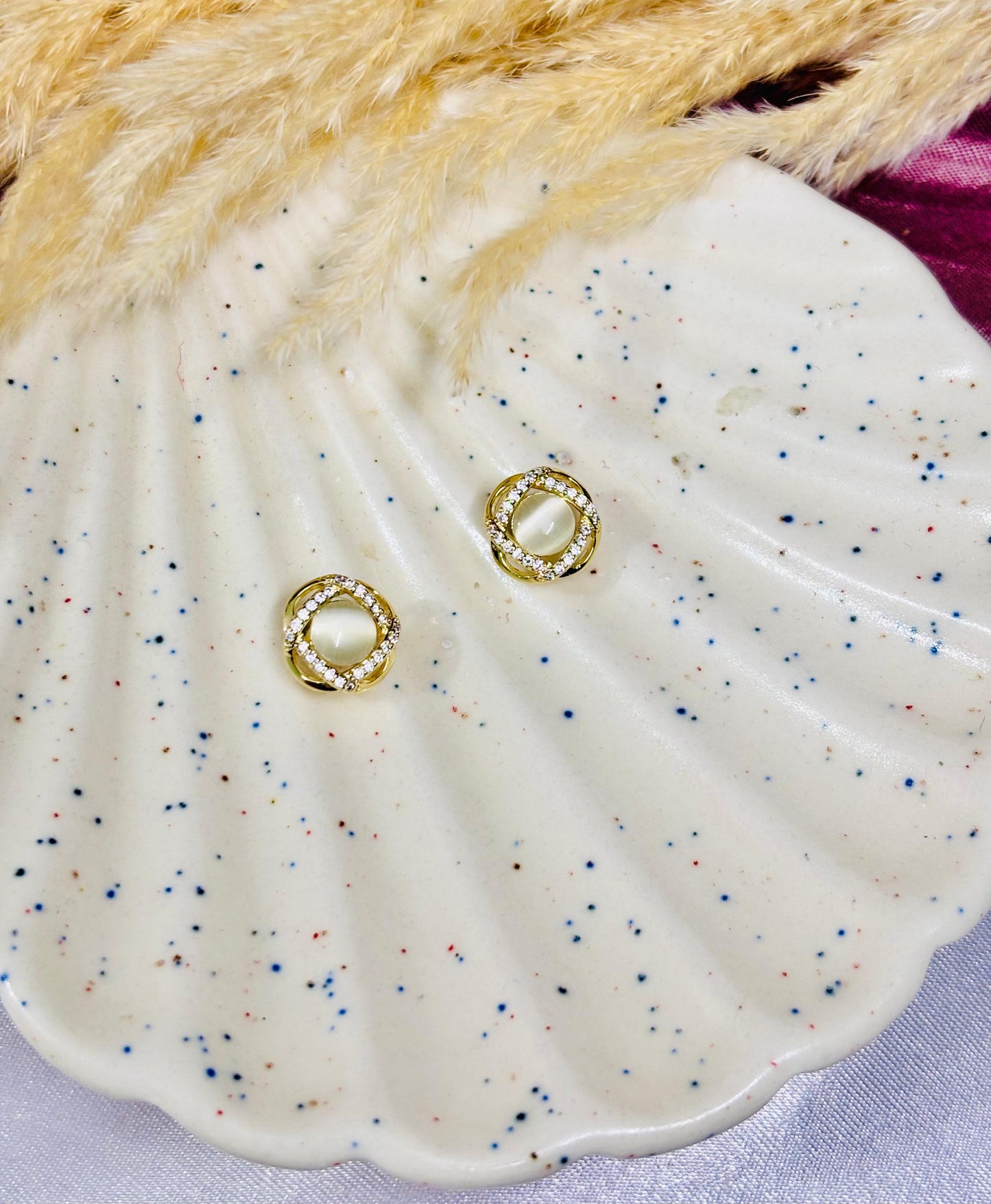 Radiant Zigzag Diamond Earrings in 18K Gold Plating