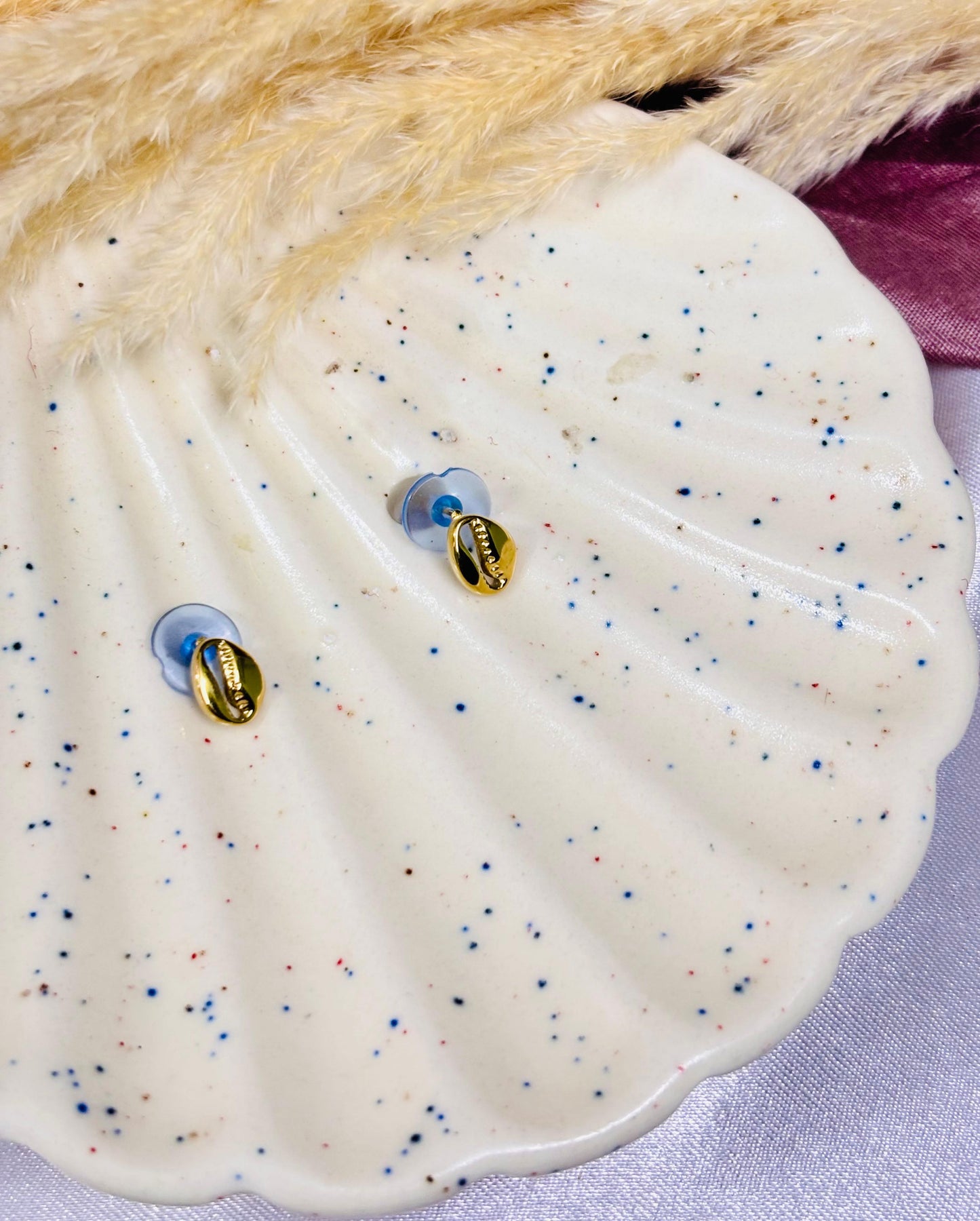 Verdant Bean Elegance Studs