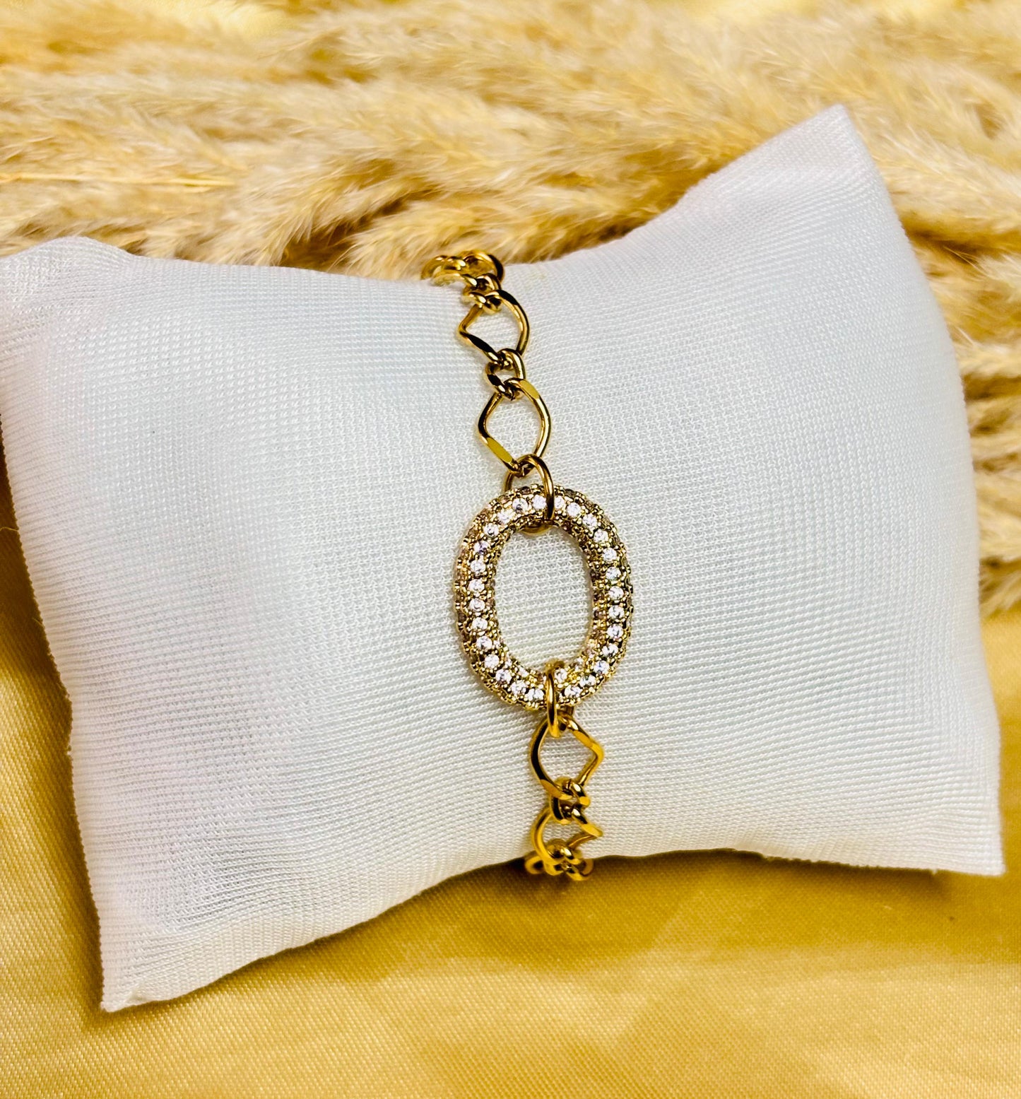 Regal Oval Gemstone-Embellished Adjustable Chain Bracelet