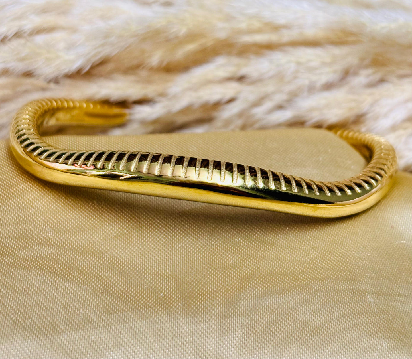 Serpent Elegance Hand Cuff