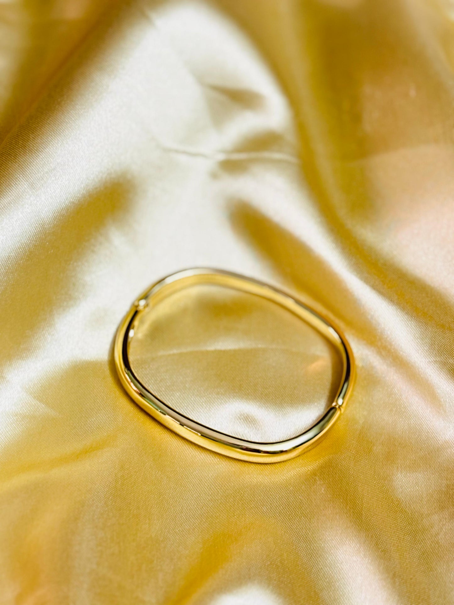 Luminous Rectangular Elegance Bracelet