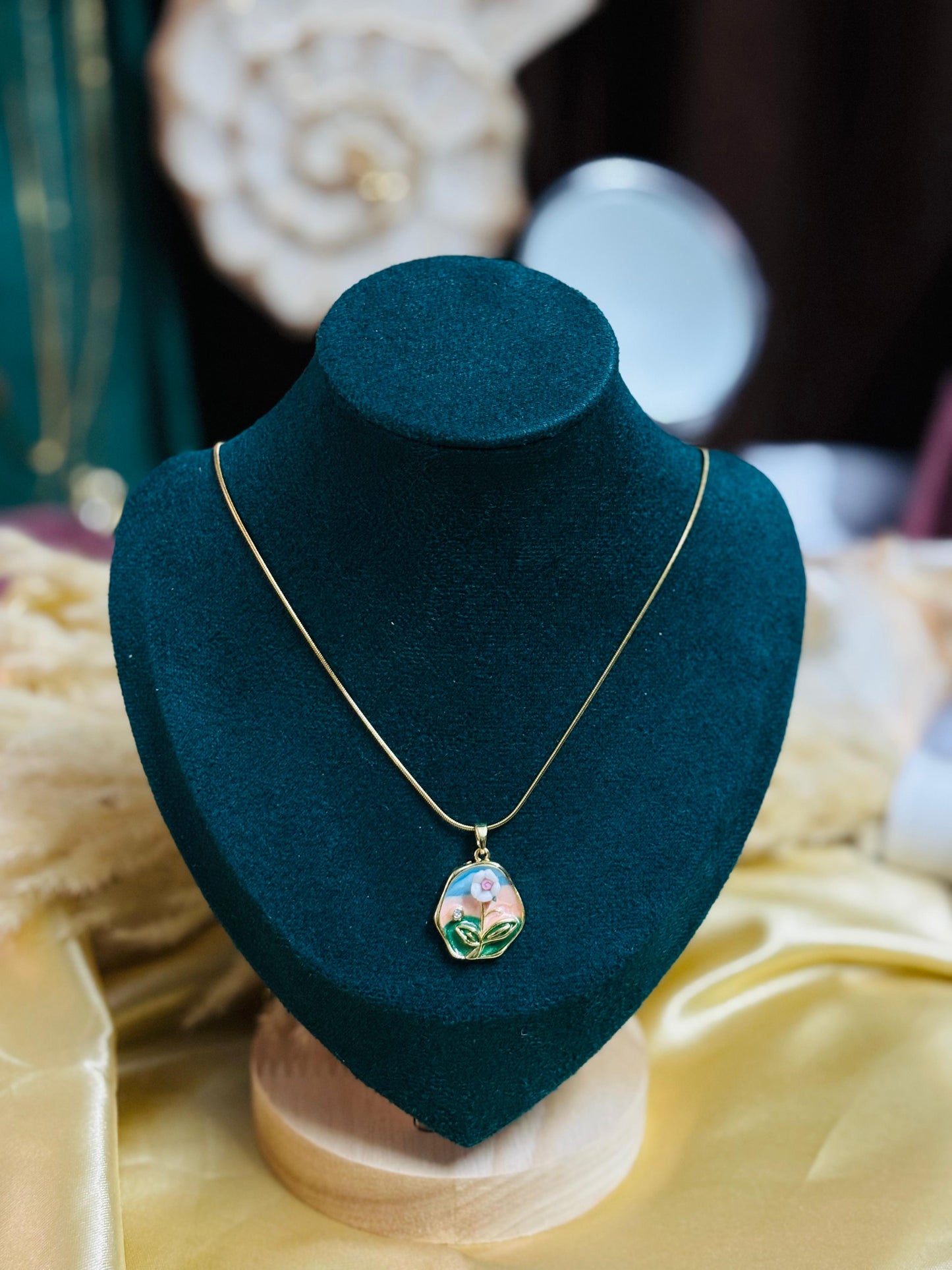 Golden Blossom Raisin Rose Pendant Chain