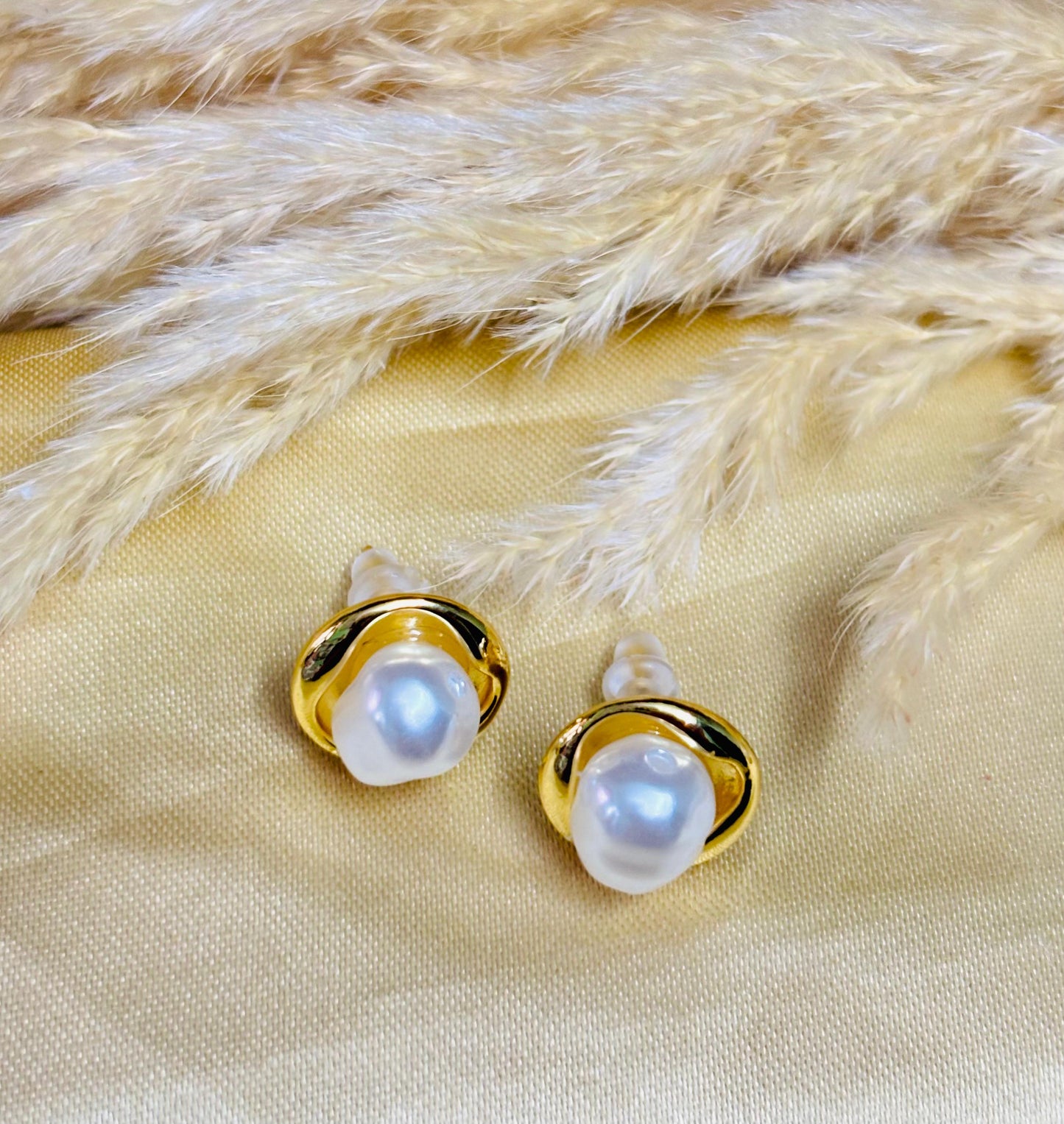 Elegant Gold Pearl Accent Earrings