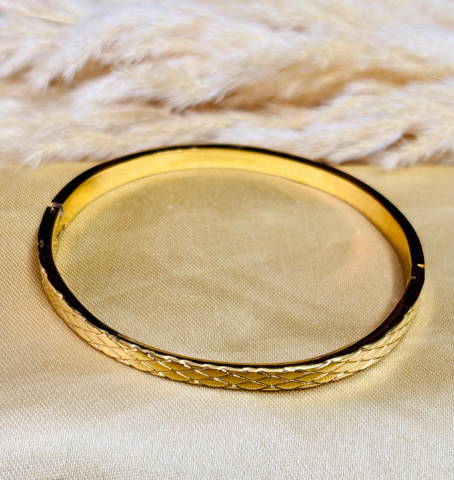 Elegance Circle Bangle Bracelet